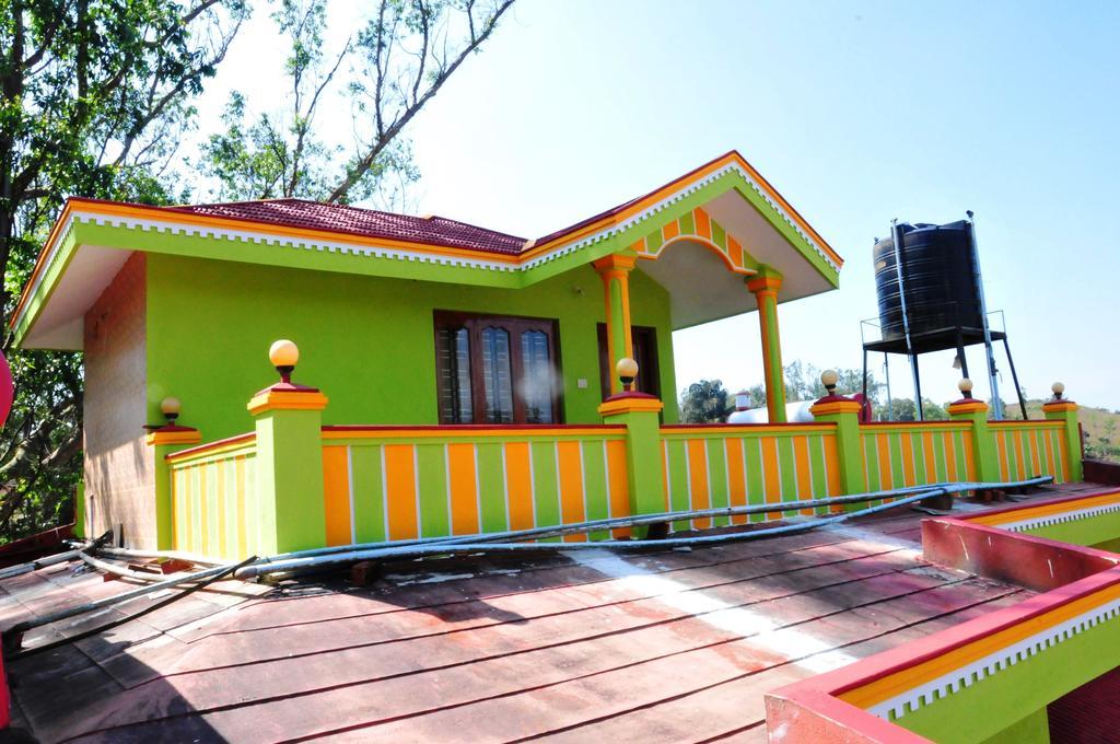 Akashadeepa Homestay Мадікері Екстер'єр фото